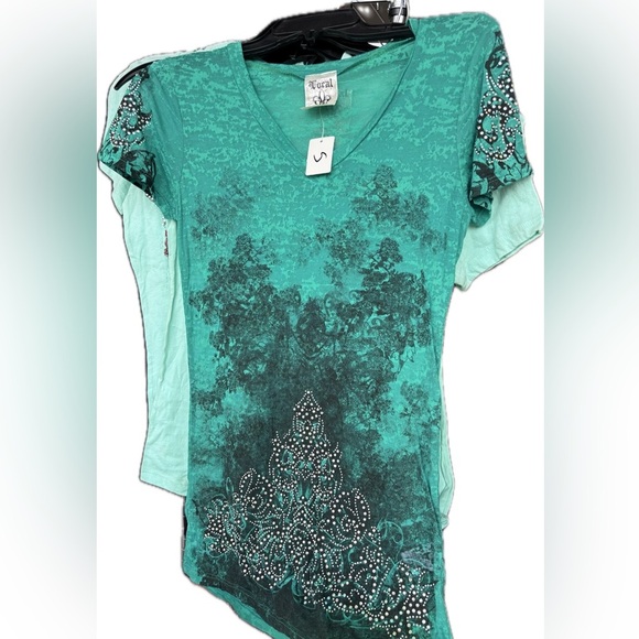 Vocal women’s bling T-shirt! - Picture 1 of 5